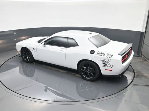 Used 2022 Dodge Challenger R/T w/ Blacktop Package image 29