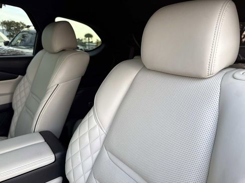 Used 2021 MAZDA CX-9 Signature image 15