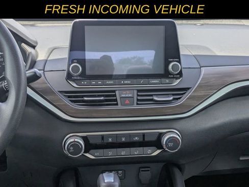 Used 2023 Nissan Altima 2.5 SV image 15