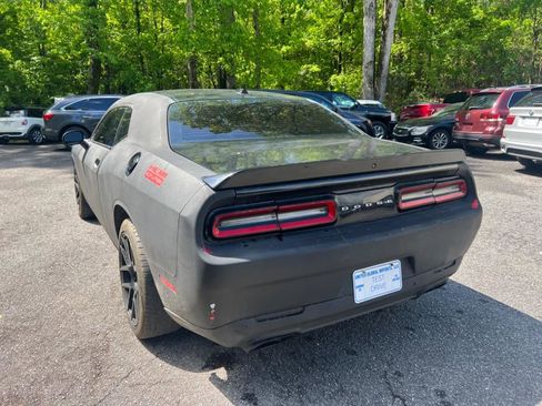 Used 2017 Dodge Challenger R/T Plus image 3