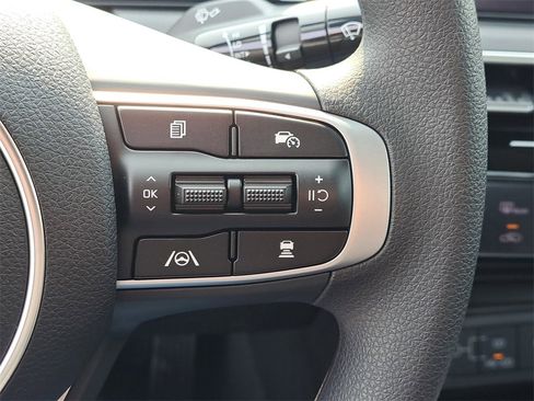 New 2026 Kia K5 LXS image 36