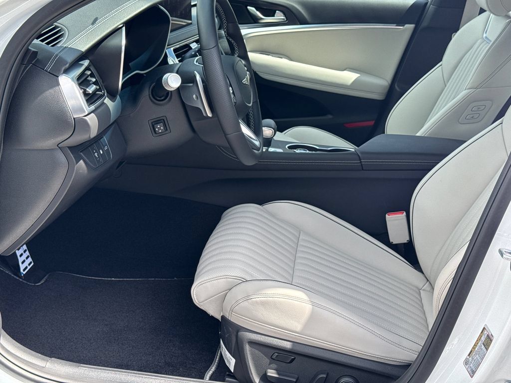 New 2026 Genesis G70 3.3T Sport Prestige RWD image 9
