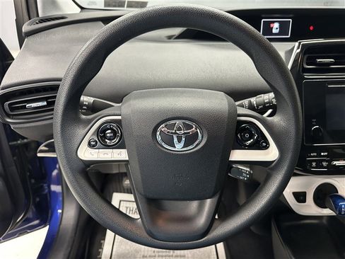 Used 2016 Toyota Prius Two image 17
