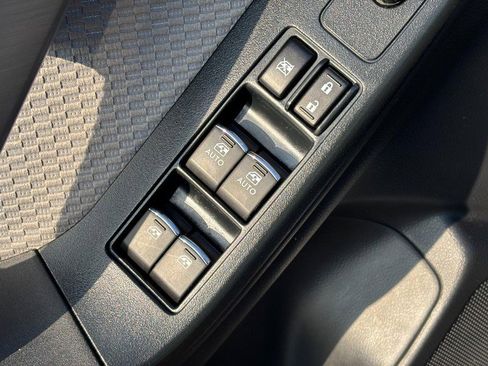 Used 2018 Subaru Forester 2.5i w/ Alloy Wheel Package image 17