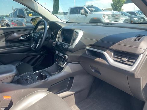 Used 2023 GMC Terrain SLT AWD/4WD image 30