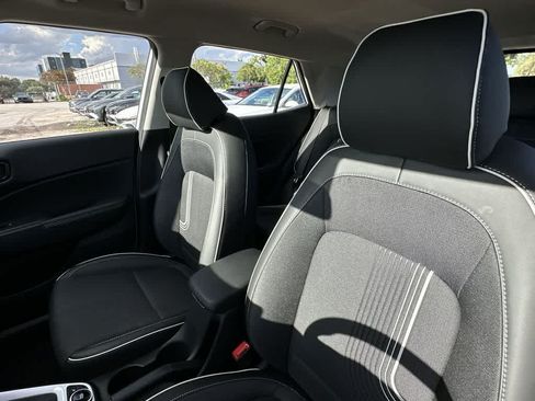 New 2026 Hyundai Venue SEL FWD image 13