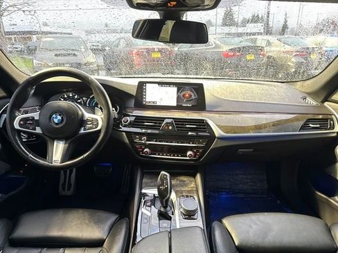 Used 2018 BMW 530e 530e iPerformance image 22