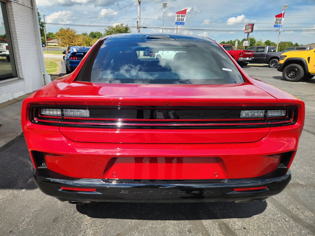 New 2027 Dodge Charger R/T AWD/4WD image 4