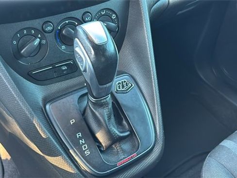 Used 2015 Ford Transit Connect XLT image 21