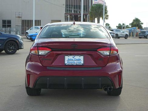 Used 2023 Toyota Corolla SE FWD image 5