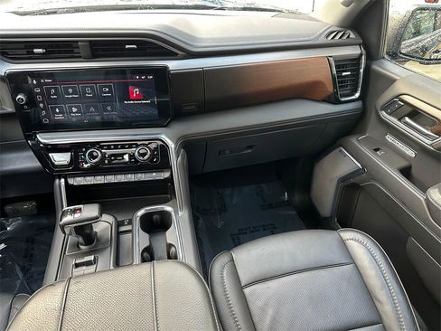 Used 2024 GMC Sierra 1500 Denali w/ Denali Reserve Package image 19
