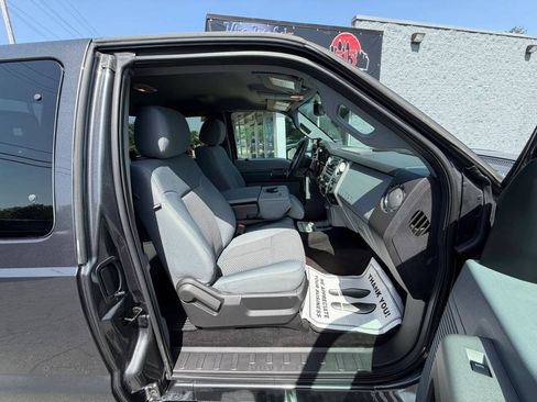 Used 2016 Ford F250 XLT w/ XLT Premium Package AWD/4WD image 22