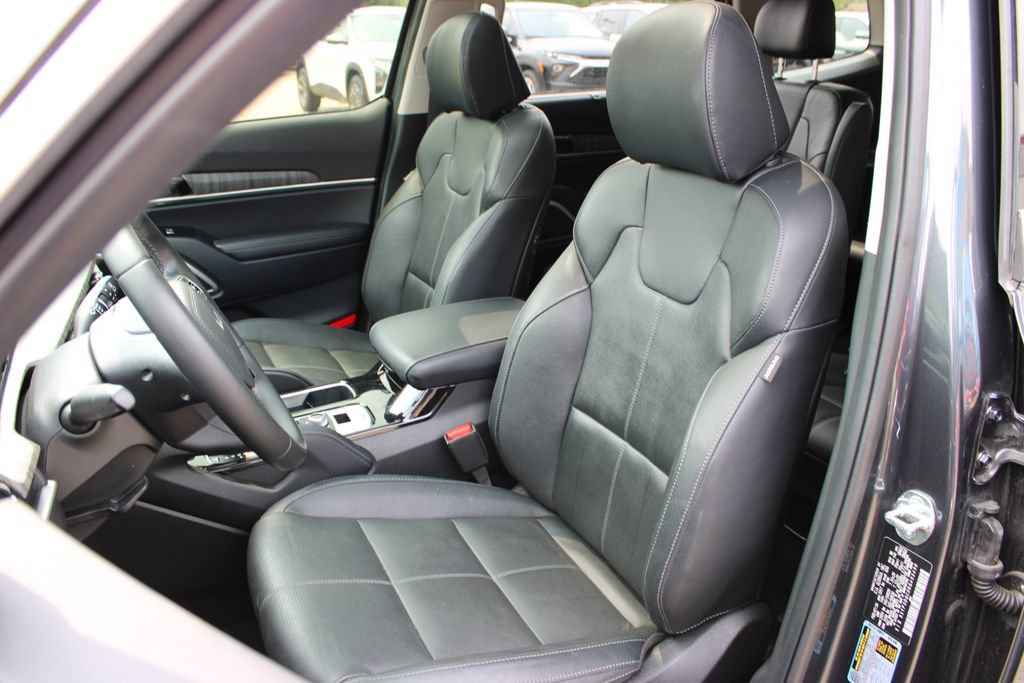 Used 2024 Kia Telluride EX w/ EX Captain's Chair Package AWD/4WD image 11