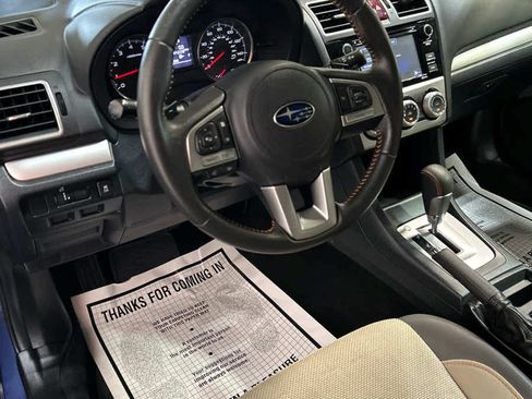 Used 2017 Subaru Crosstrek 2.0i Premium w/ Popular Package #2 AWD/4WD image 9