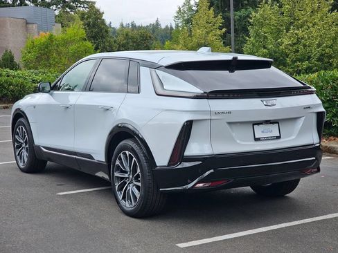 New 2026 Cadillac Lyriq Sport w/ LPO, Floor Liner Package AWD/4WD image 3