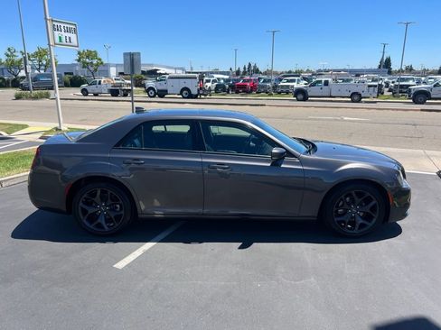 Used 2023 Chrysler 300 S RWD image 15