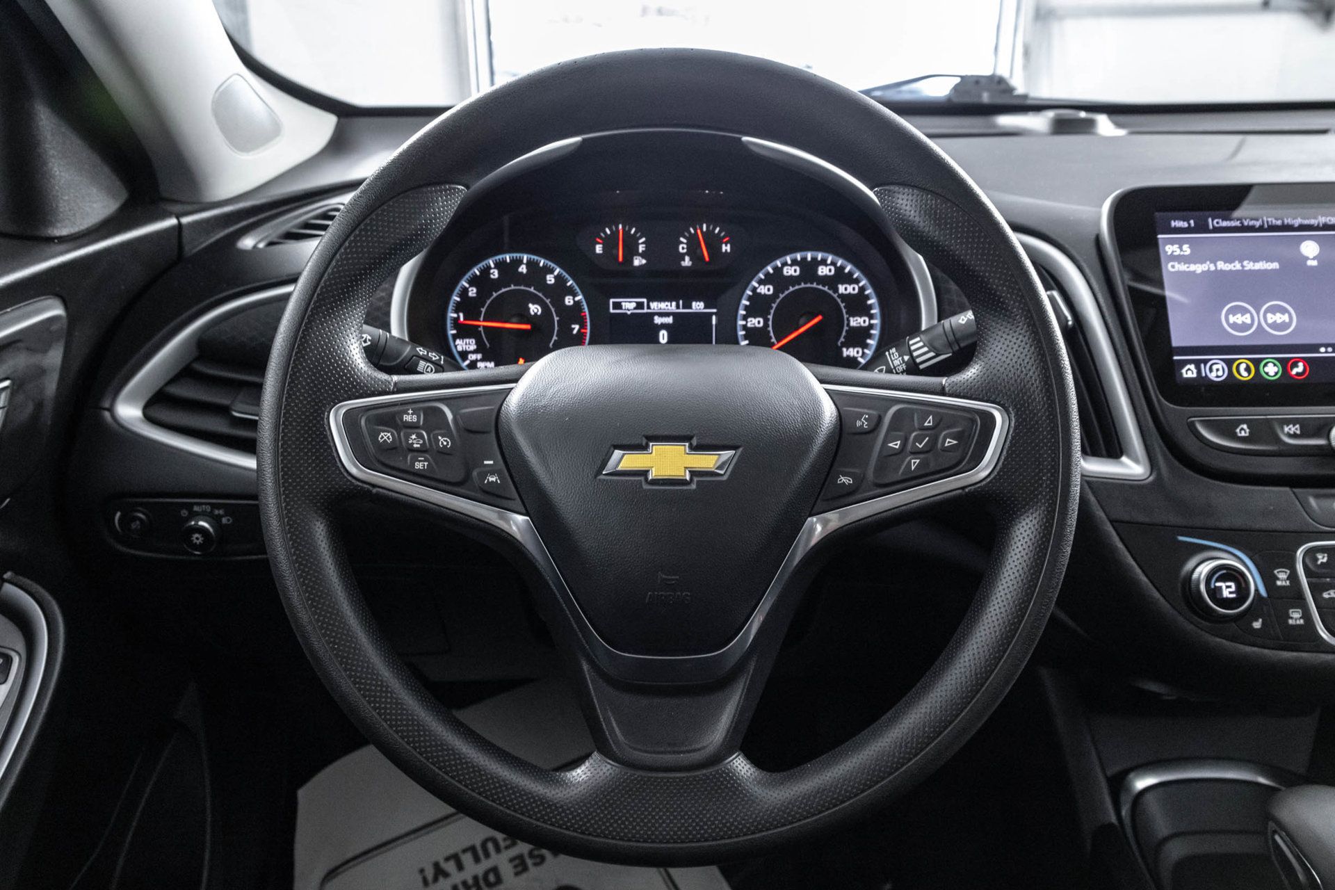 Used 2024 Chevrolet Malibu LT FWD image 28