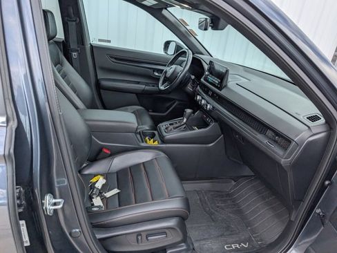 Used 2025 Honda CR-V Sport-L image 32