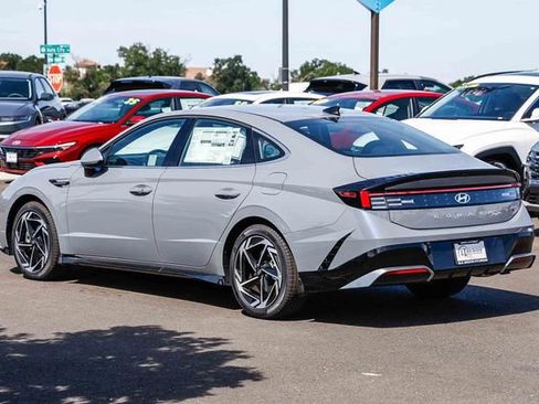 New 2026 Hyundai Sonata SEL image 2