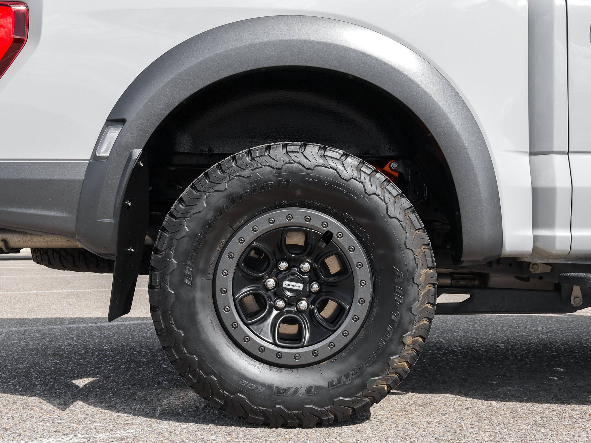 Certified 2023 Ford F150 Raptor w/ Raptor Carbon Fiber Package AWD/4WD image 12