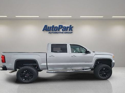 Used 2015 GMC Sierra 1500 SLE w/ SLE Value Package AWD/4WD image 9
