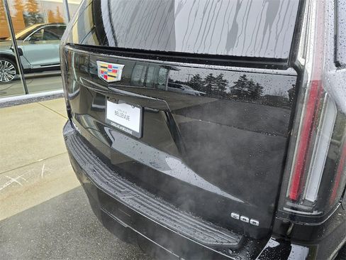 New 2026 Cadillac Escalade Platinum Sport image 15