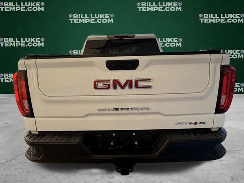 Used 2024 GMC Sierra 1500 AT4X image 5