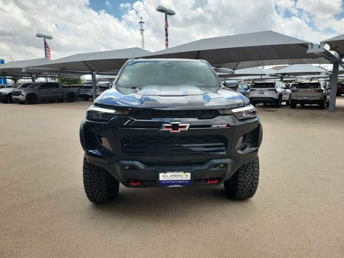 Used 2026 Chevrolet Colorado ZR2 w/ Technology Package AWD/4WD image 3
