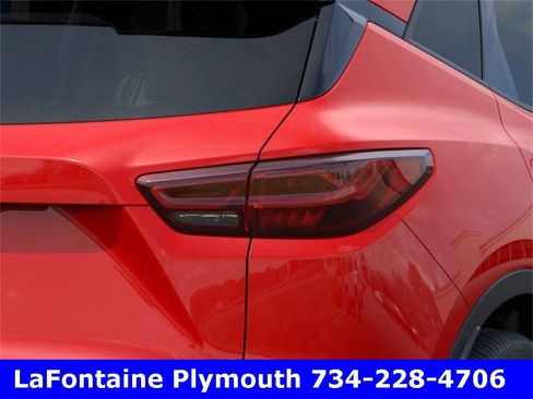 New 2025 Chevrolet Blazer LT w/ Midnight/Sport Edition image 11