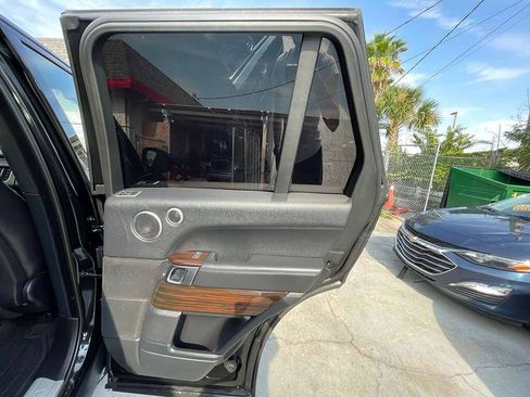 Used 2016 Land Rover Range Rover HSE AWD/4WD image 18