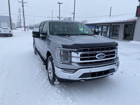 Used 2023 Ford F150 Lariat w/ Equipment Group 502A High image 3