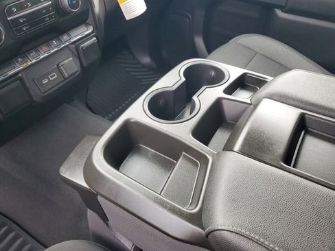 Used 2022 Chevrolet Silverado 1500 Custom w/ Safety Confidence Package AWD/4WD image 26