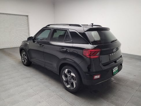 Used 2021 Hyundai Venue SEL w/ Cargo Package FWD image 5