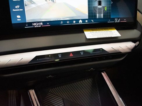 New 2026 BMW X3 xDrive30 w/ Convenience Package image 17