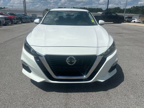 Used 2022 Nissan Altima 2.5 S FWD image 2