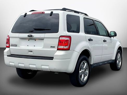 Used 2011 Ford Escape XLT w/ 203A Rapid Spec Order Code AWD/4WD image 6