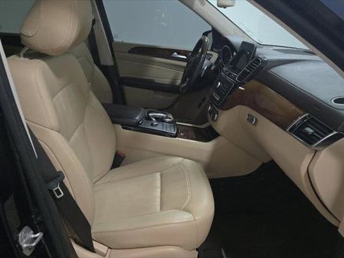 Used 2017 Mercedes-Benz GLS 450 4MATIC w/ Premium Package image 12