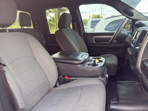 Used 2022 RAM 1500 Warlock w/ Warlock Decor Package AWD/4WD image 3