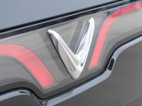 Used 2024 VinFast VF 9 Plus image 35