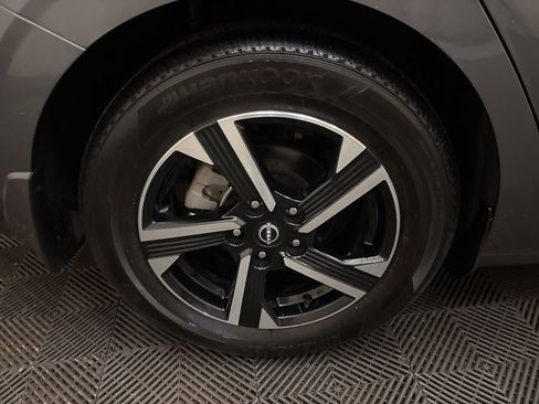 Used 2025 Nissan Sentra SV w/ All-Weather Package FWD image 25