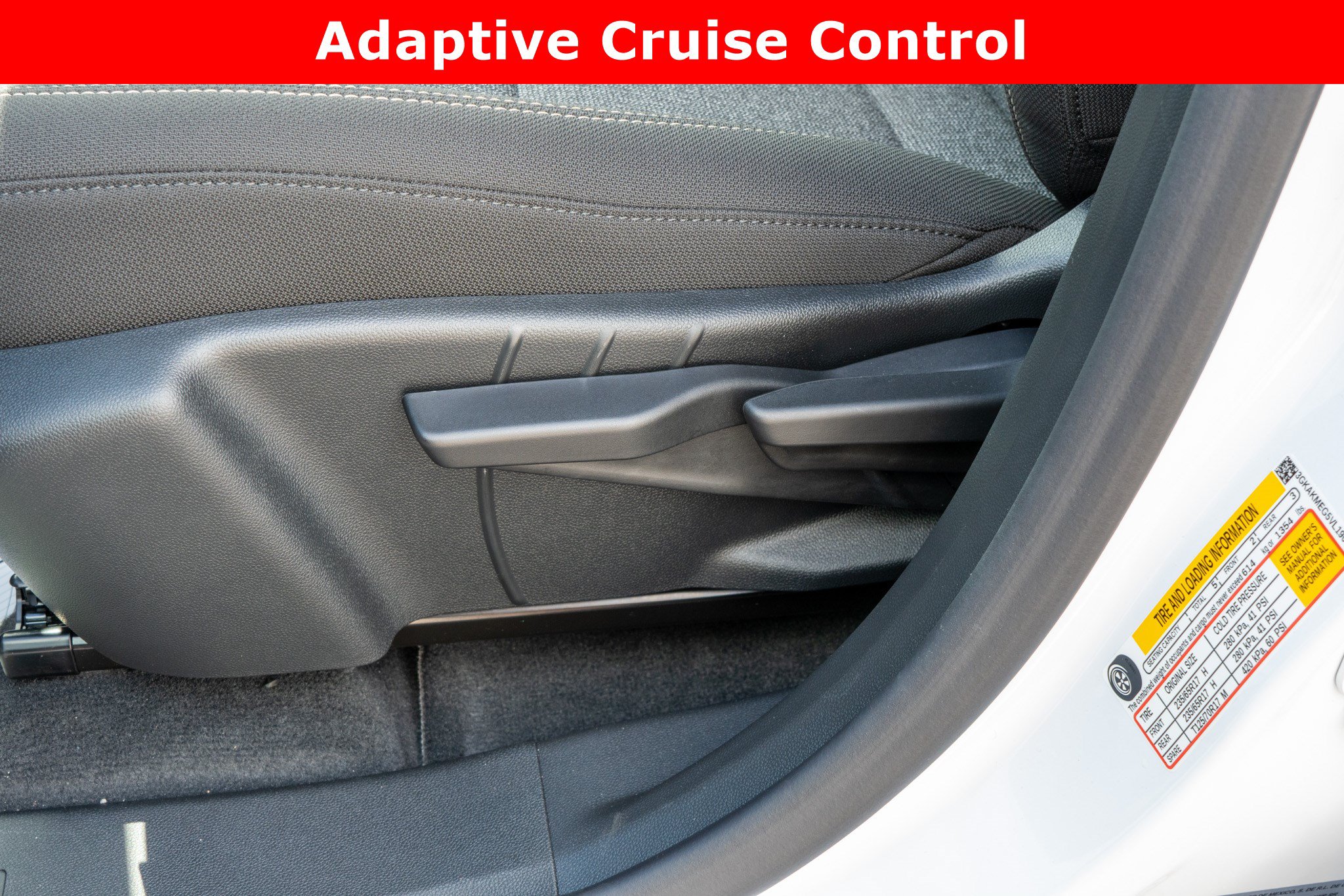New 2027 GMC Terrain Elevation w/ LPO, Floor Liner Package FWD image 27