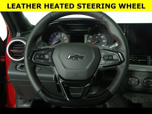 New 2026 Chevrolet Trax RS w/ Sunroof Package FWD image 5