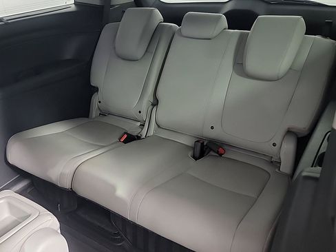 Certified 2018 Honda Odyssey Touring image 19