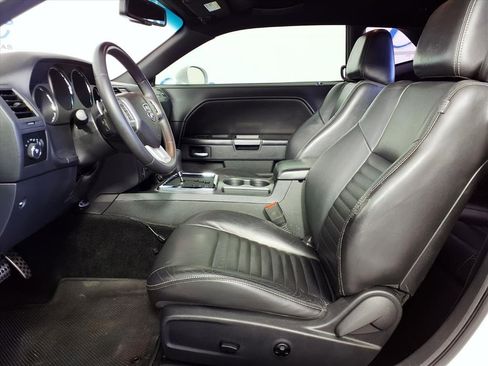 Used 2013 Dodge Challenger R/T Plus image 8