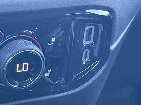 Used 2022 Chevrolet Silverado 1500 LT w/ Protection Package image 21