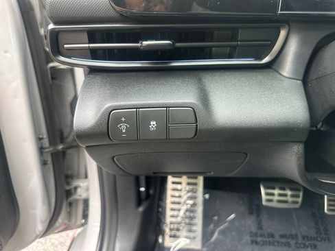 Used 2025 Hyundai Elantra N FWD image 28