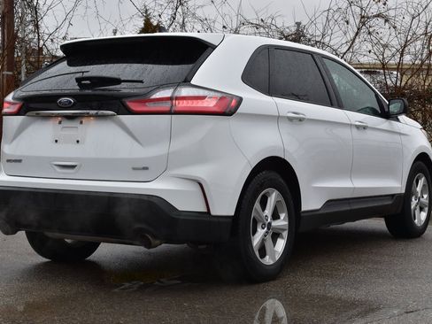 Certified 2020 Ford Edge SE image 5