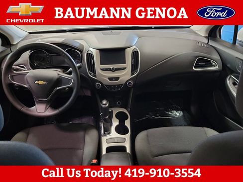 Used 2016 Chevrolet Cruze LS FWD image 17