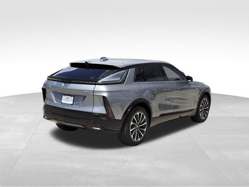 New 2026 Cadillac Lyriq Sport AWD/4WD image 4