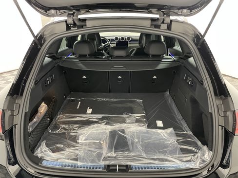 Used 2026 Mercedes-Benz GLC 300 image 19